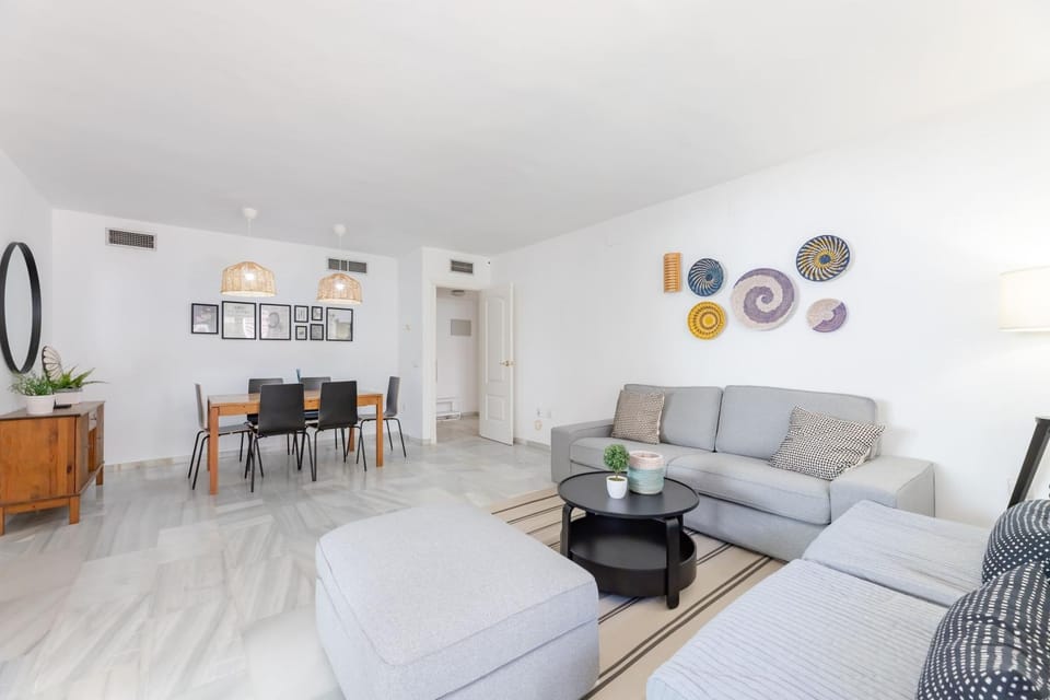 TV and multimedia, Living room, Dining area, air conditioner