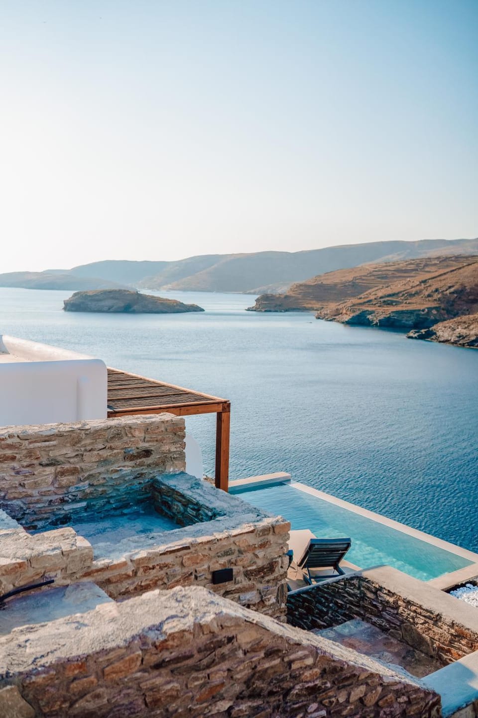 Property building, Natural landscape, Sea view
