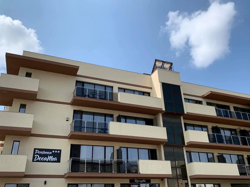 Pensiunea DeeaMar Bed and Breakfast in Constanța County