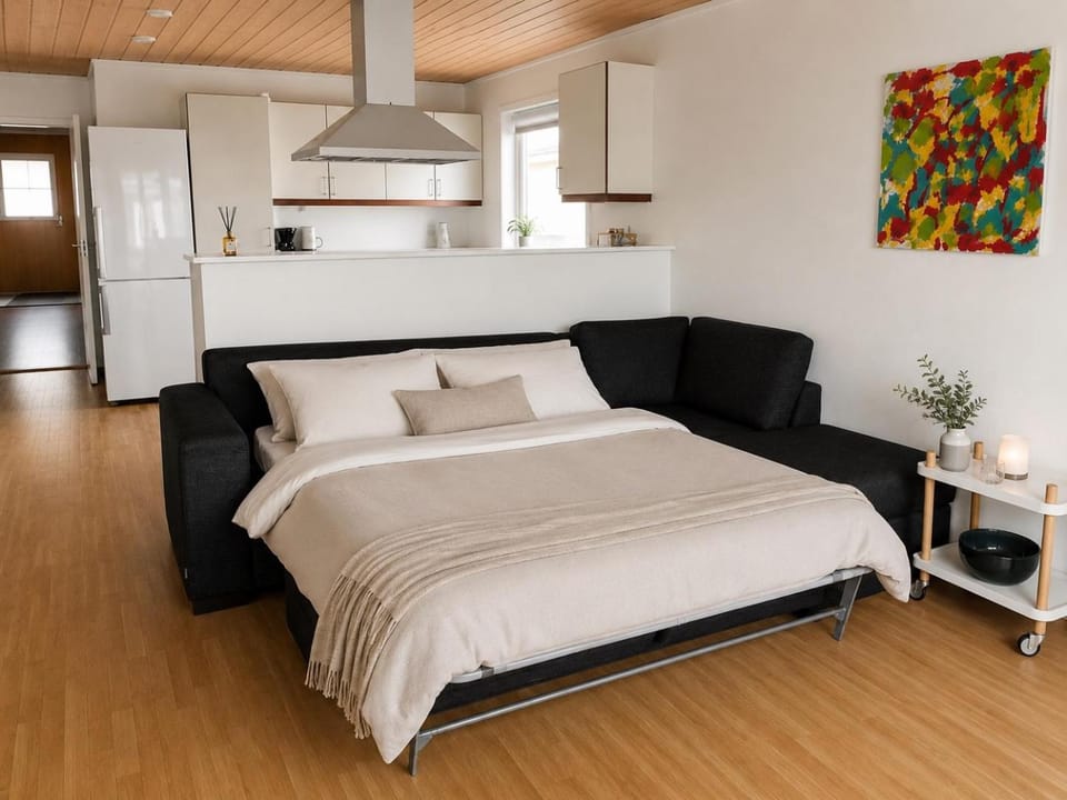 Bed, Living room, Bedroom