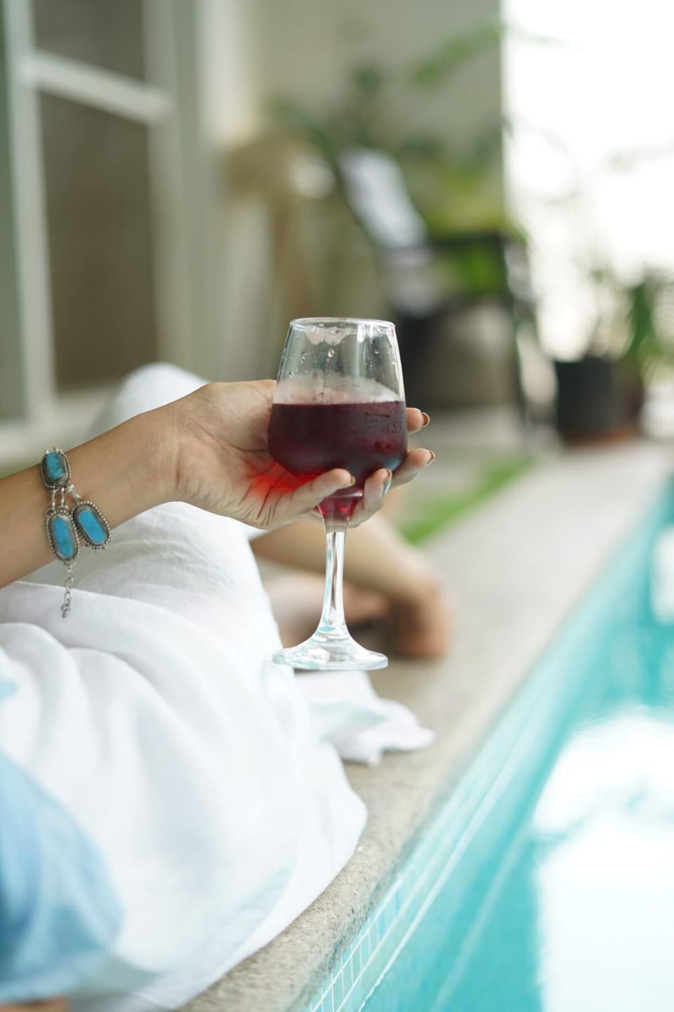 Food and drinks, Swimming pool, Swimming pool, Drinks