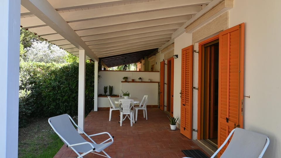 Chalet Calarossa House in Terrasini