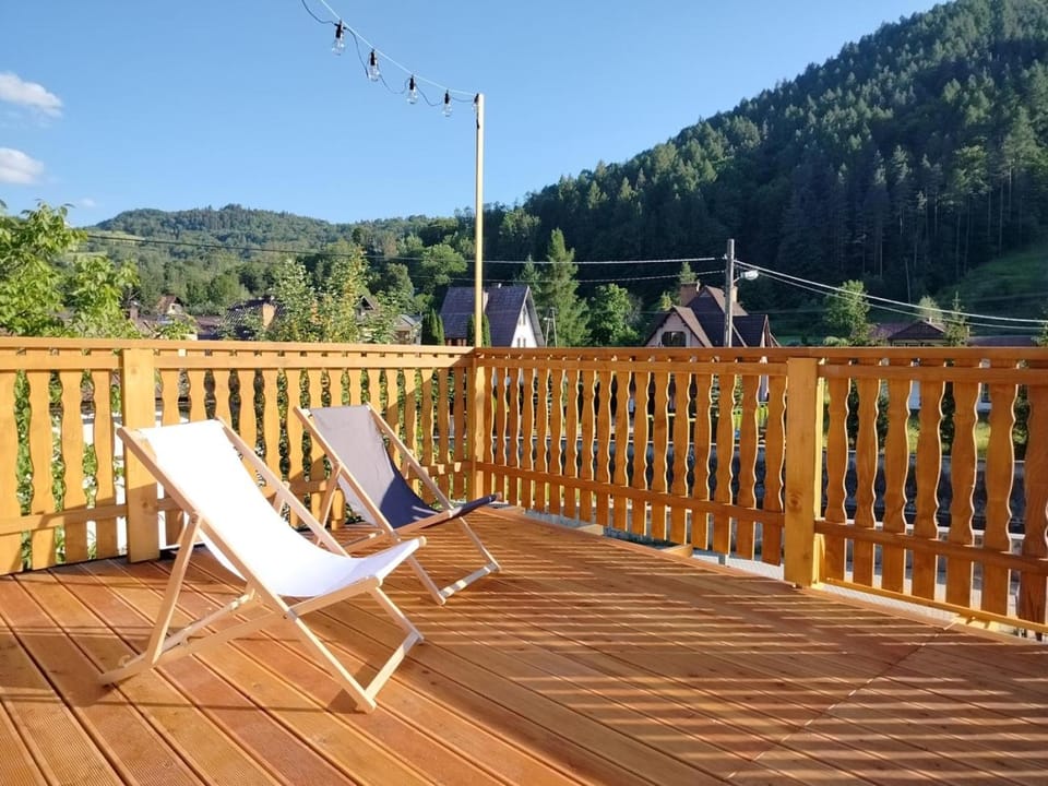 View (from property/room), Balcony/Terrace, Mountain view