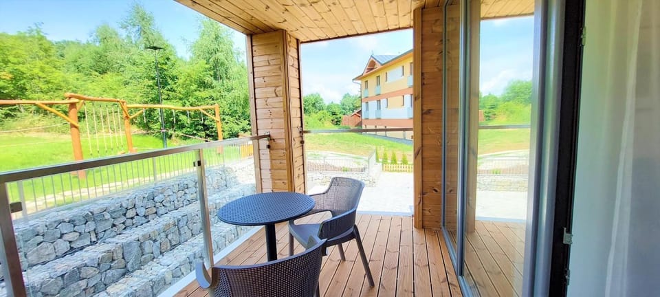 Garden, Balcony/Terrace