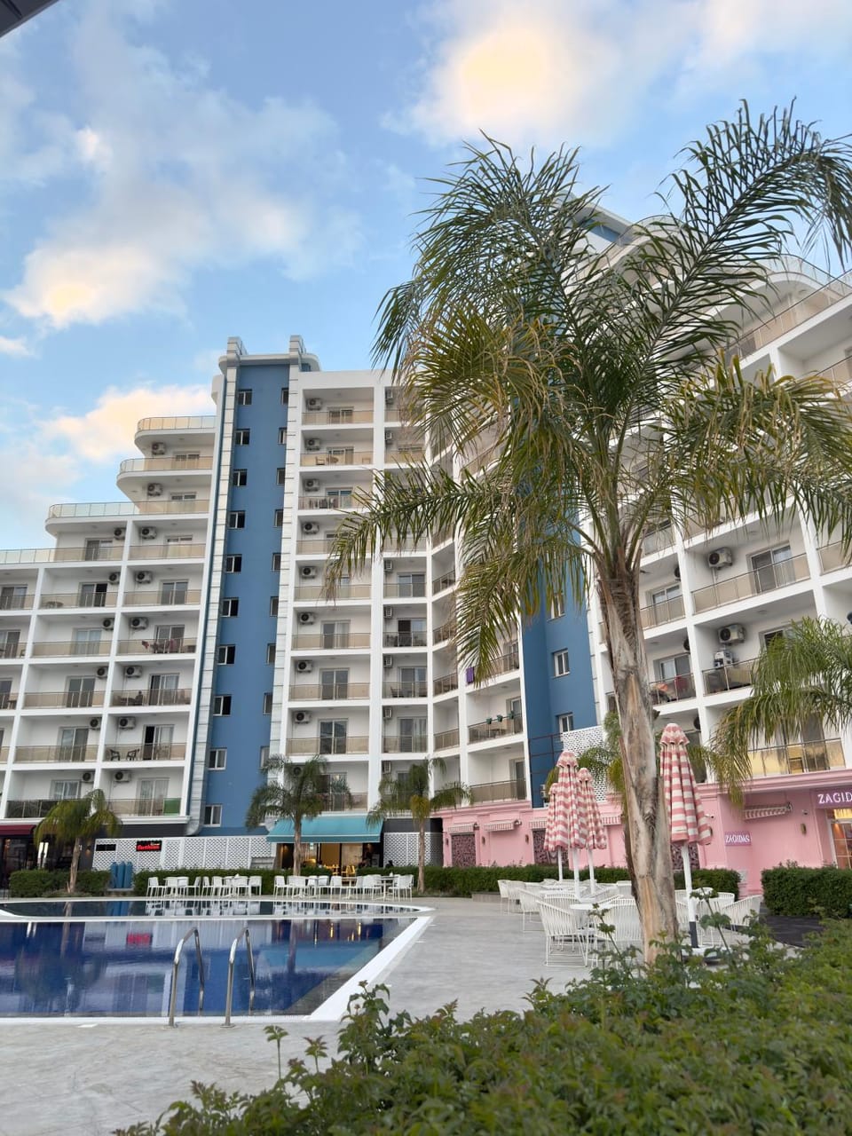 Property building, Swimming pool