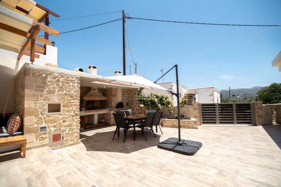 Inner courtyard view