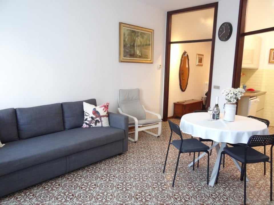 Roberta's House, a few steps from the lake Apartment in Bellano