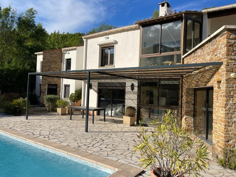 Patio, Pool view, Swimming pool, sunbed