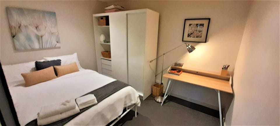 Bed, Photo of the whole room, Bedroom, hair dresser, wardrobe