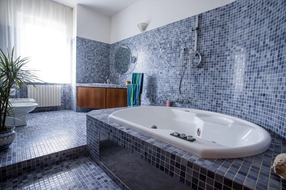 Hot Tub, Bathroom, Bath