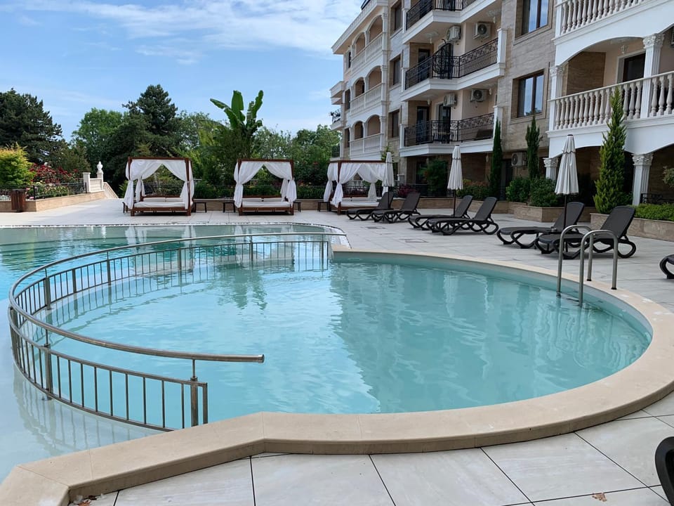 Valencia Gardens Deluxe Apartments Apartment in Nessebar