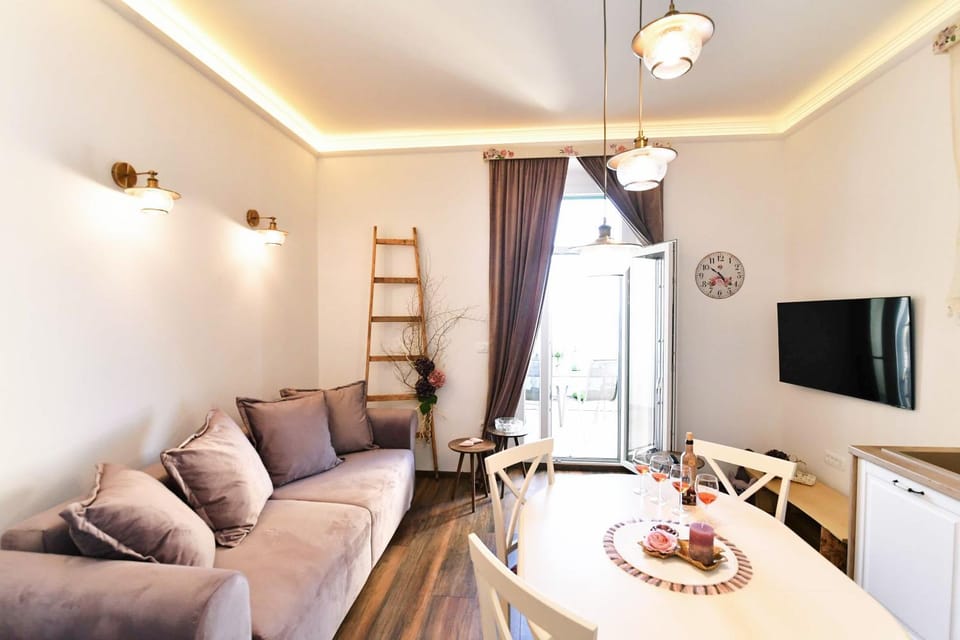TV and multimedia, Living room