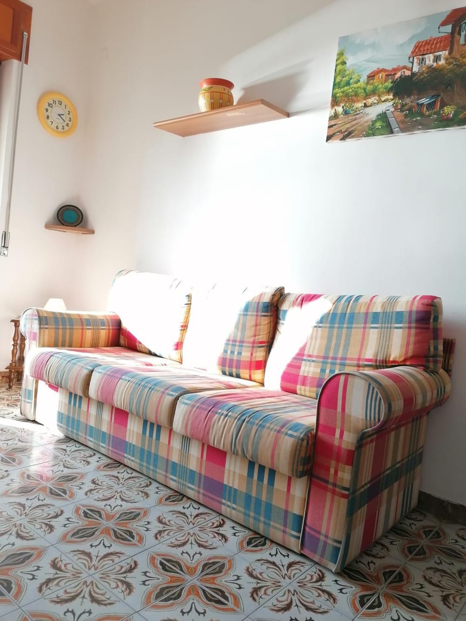 Bed, Living room