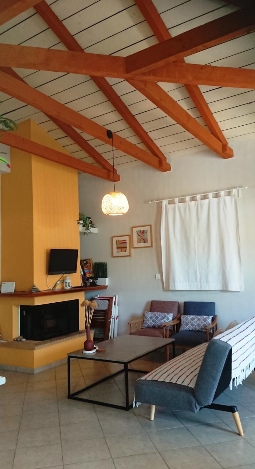 Communal lounge/ TV room, TV and multimedia, Living room, Evening entertainment