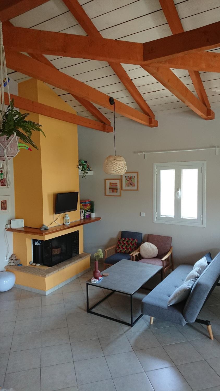 TV and multimedia, Living room, Seating area