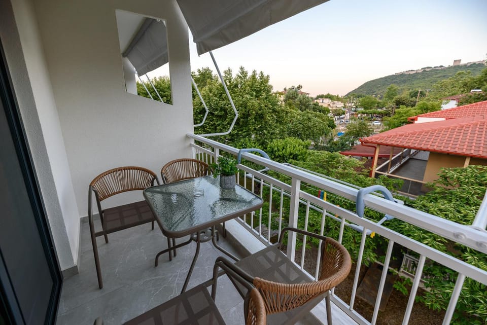 Natural landscape, Balcony/Terrace