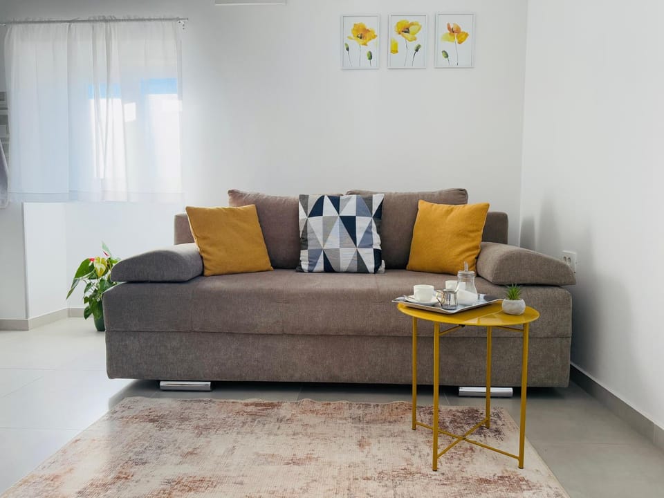 Apartment Erika - for 2 near the beach Apartment in Pula