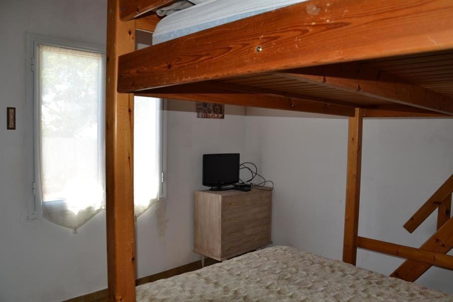 NOIRMOUTIER : LOCATION DE VACANCES POUR 8 PERSONNES À BARBÂTRE House in Pays de la Loire