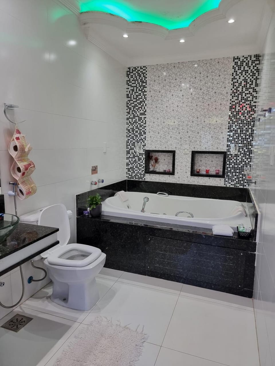 Dara House apart e eventos com piscina, sauna, Jacuzzi e área gourmet para festas House in State of Minas Gerais, Brazil