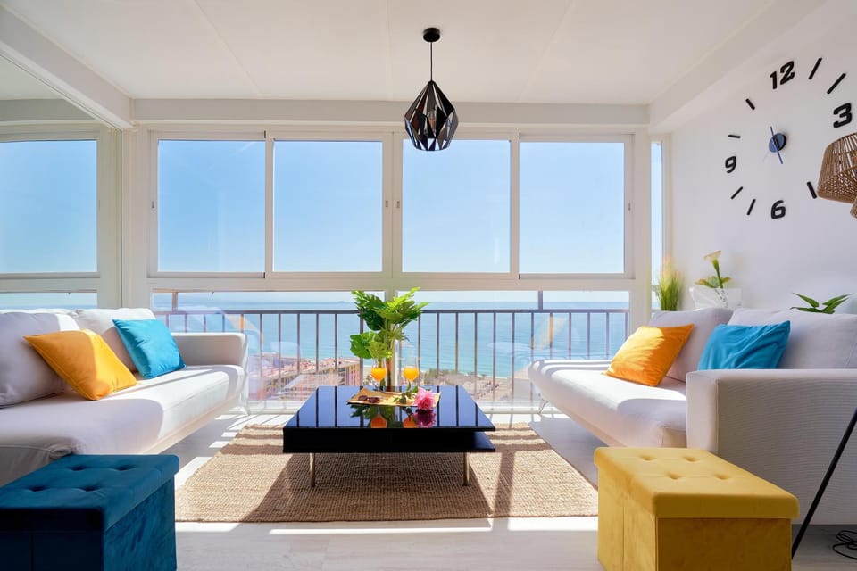 Living room, Sea view