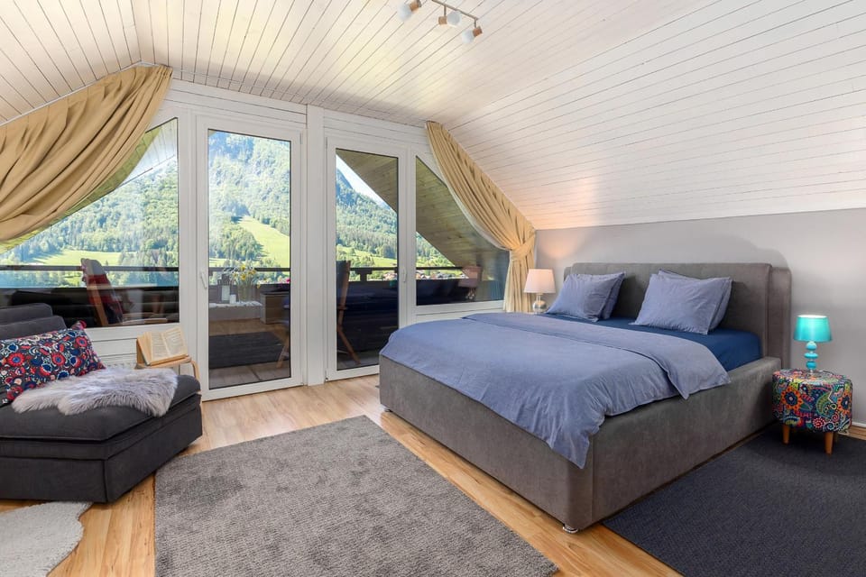 Bed, Balcony/Terrace, Bedroom
