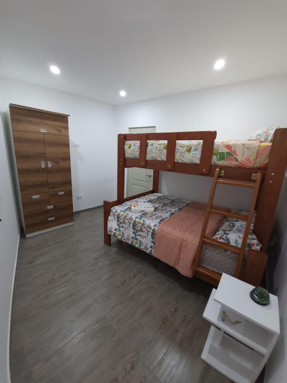 bunk bed