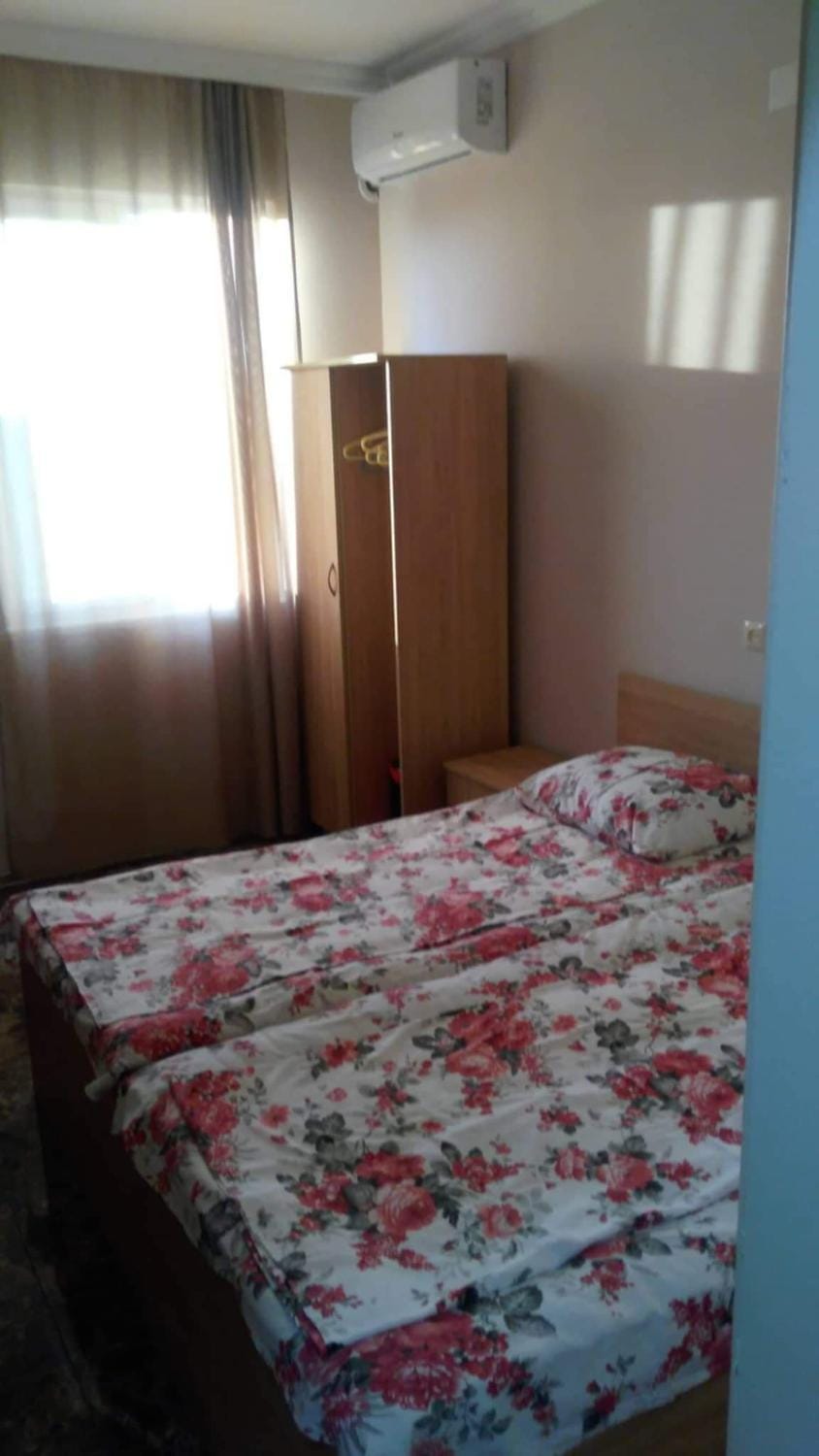 Bed, Photo of the whole room, air conditioner