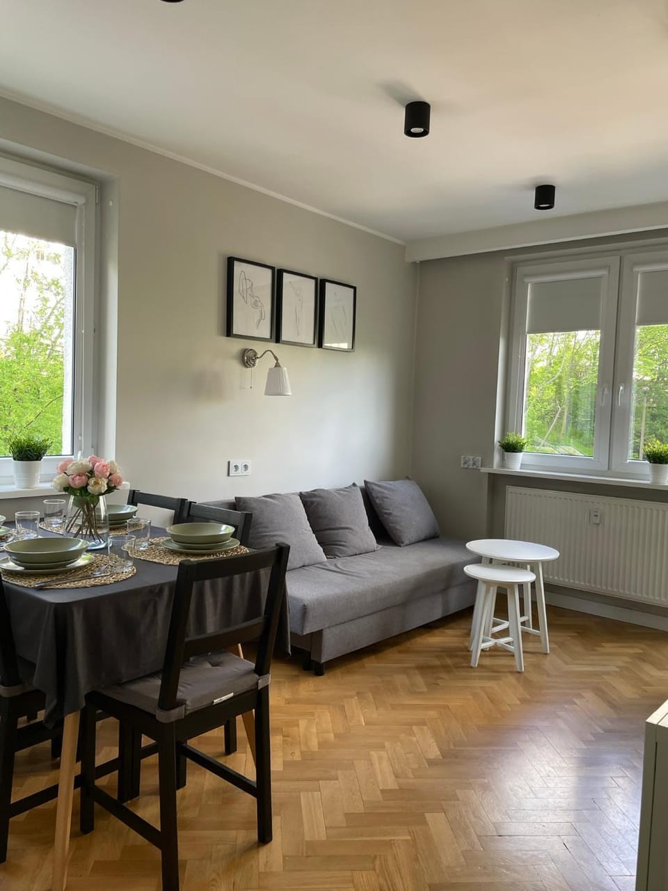 Living room, Dining area
