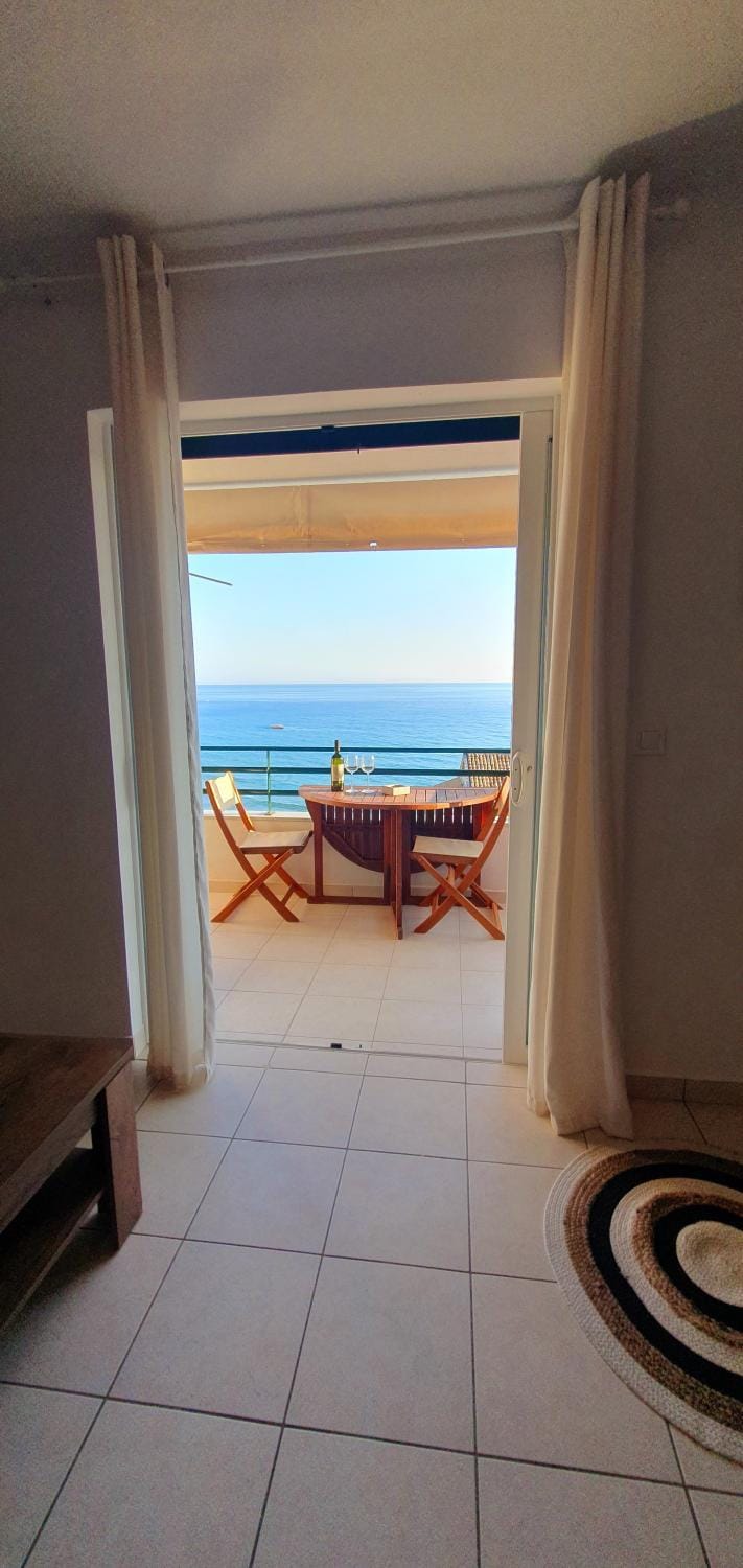 Glyfada Beach House Apartment in Corfu, Greece