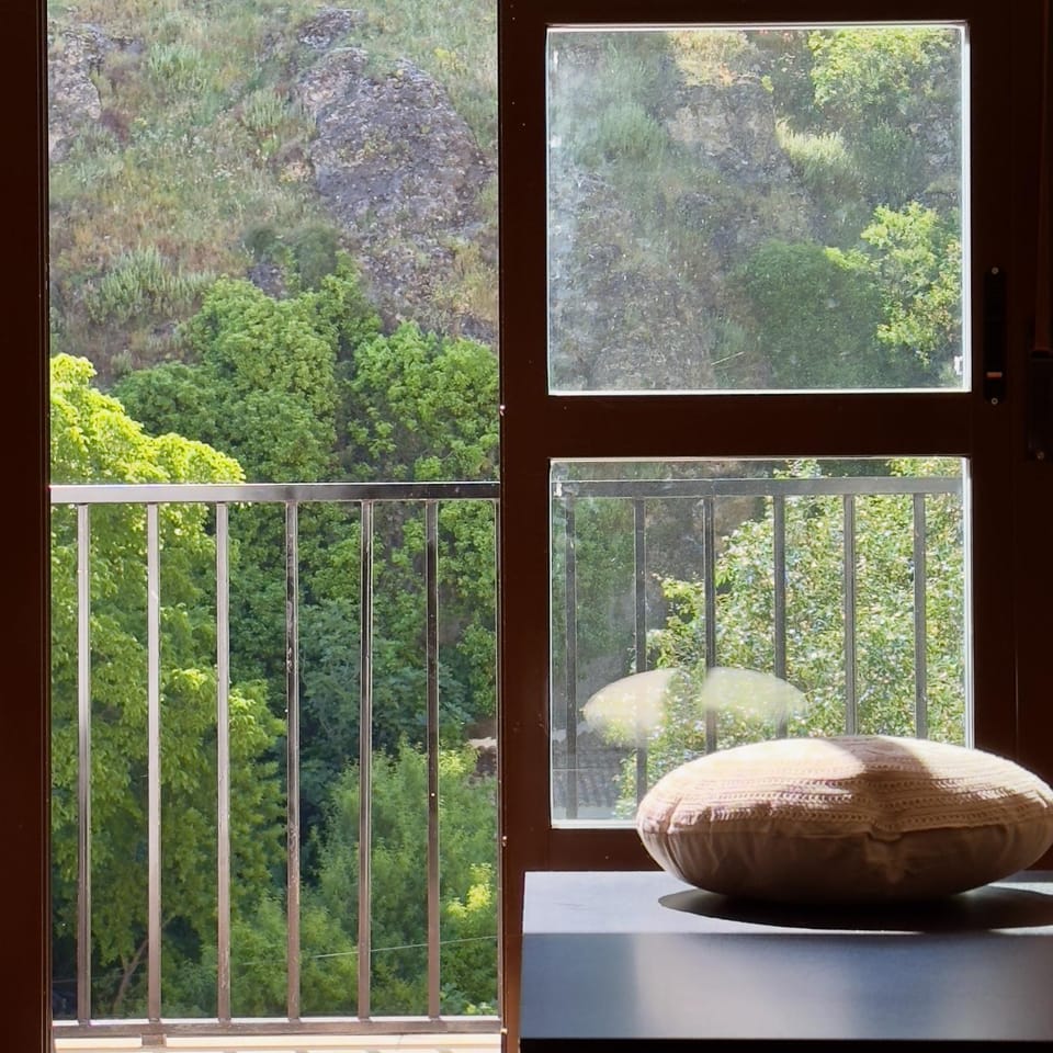 Natural landscape, View (from property/room), Balcony/Terrace