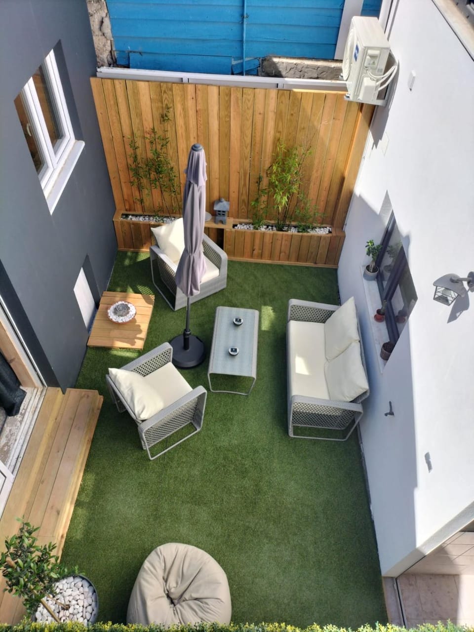 Patio, Garden view