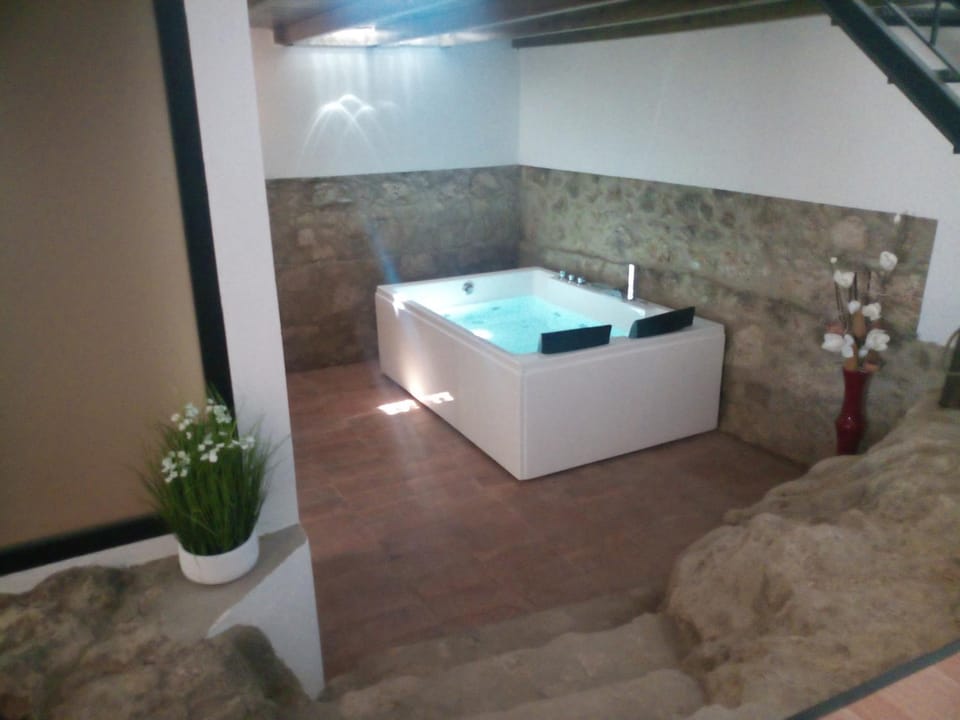 Hot Tub, Spa and wellness centre/facilities, Bedroom