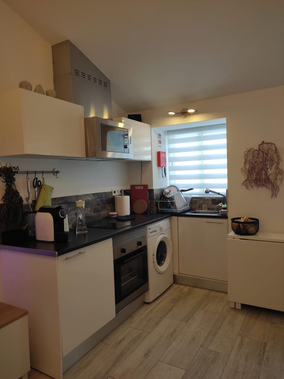 Kitchen or kitchenette, Dining area, Communal kitchen