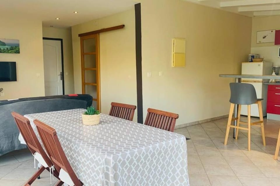 Appartement Le Colibri Apartment in Sainte-Anne