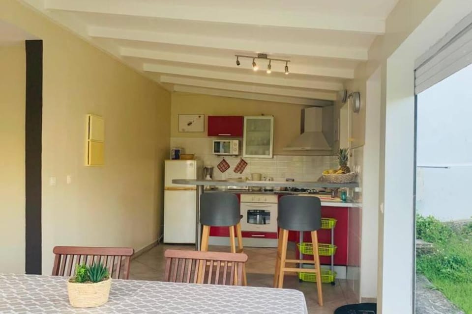 Appartement Le Colibri Apartment in Sainte-Anne