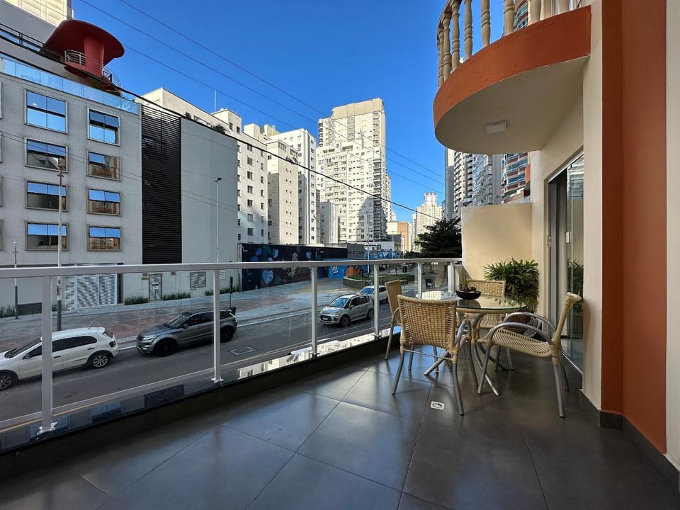 Balcony/Terrace, City view