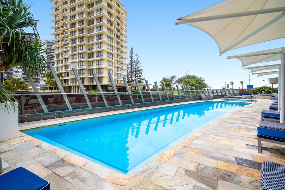 Property building, Pool view, Swimming pool, sunbed