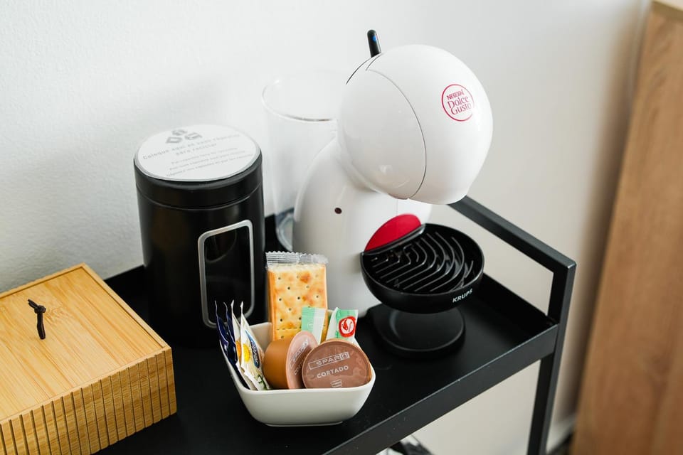 Coffee/tea facilities, Kitchen or kitchenette, Food and drinks, toaster
