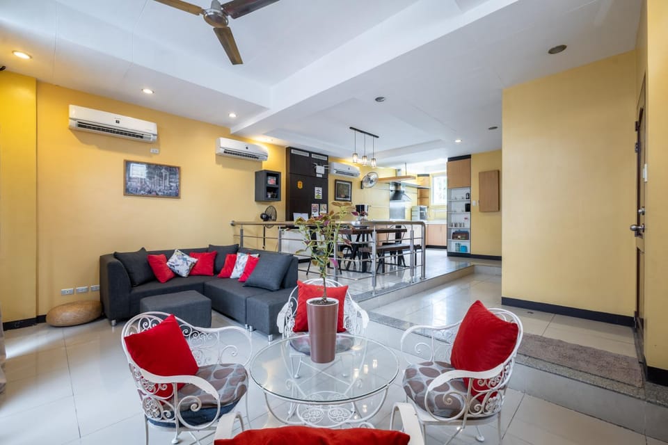 Living room, Dining area, kitchen, air conditioner