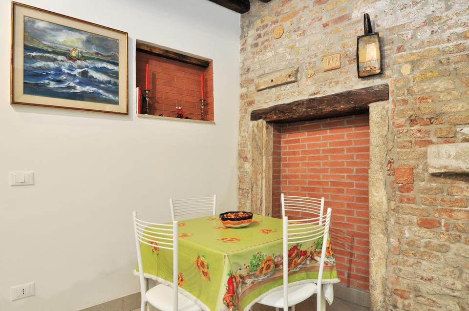COZY APARTMENT NEAR RIALTO BRIDGE/ ST.MARK SQUARE Apartment in Venice