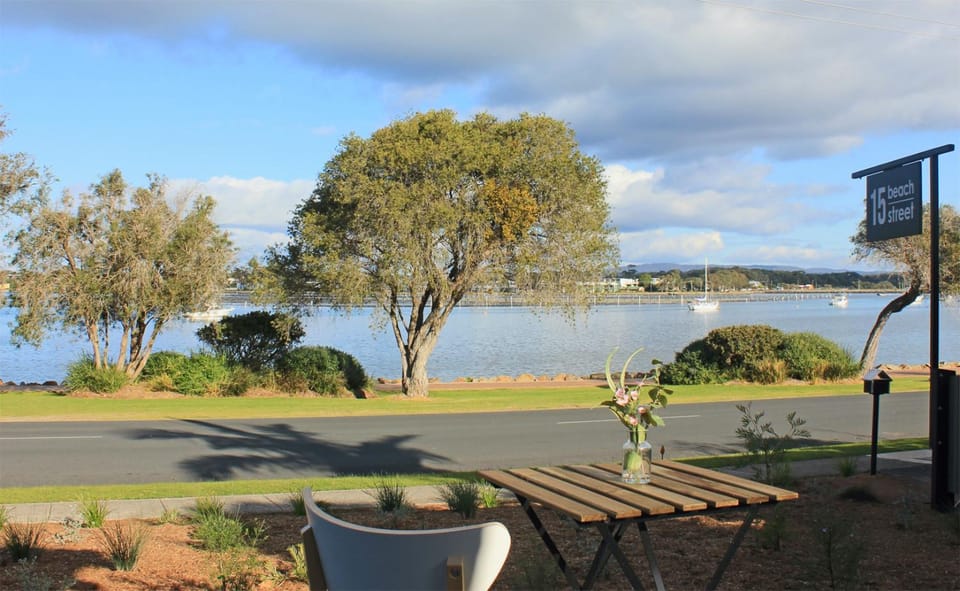 Lake view, Lake view