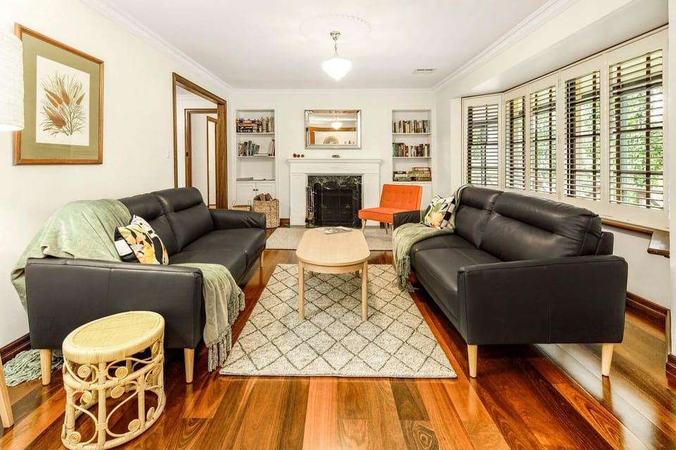Redgum-Retreat, 4Bdrm Sleeps 8 Wildlife House in Adelaide