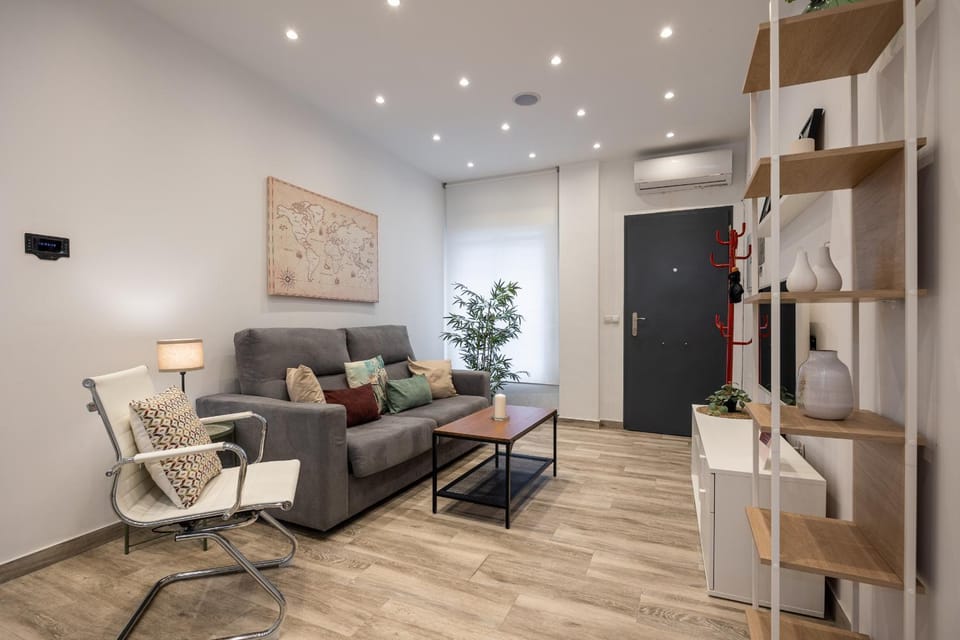 Communal lounge/ TV room, Living room