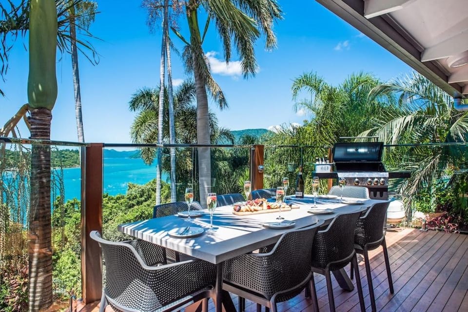 Coral Sea Pearl House in Whitsundays