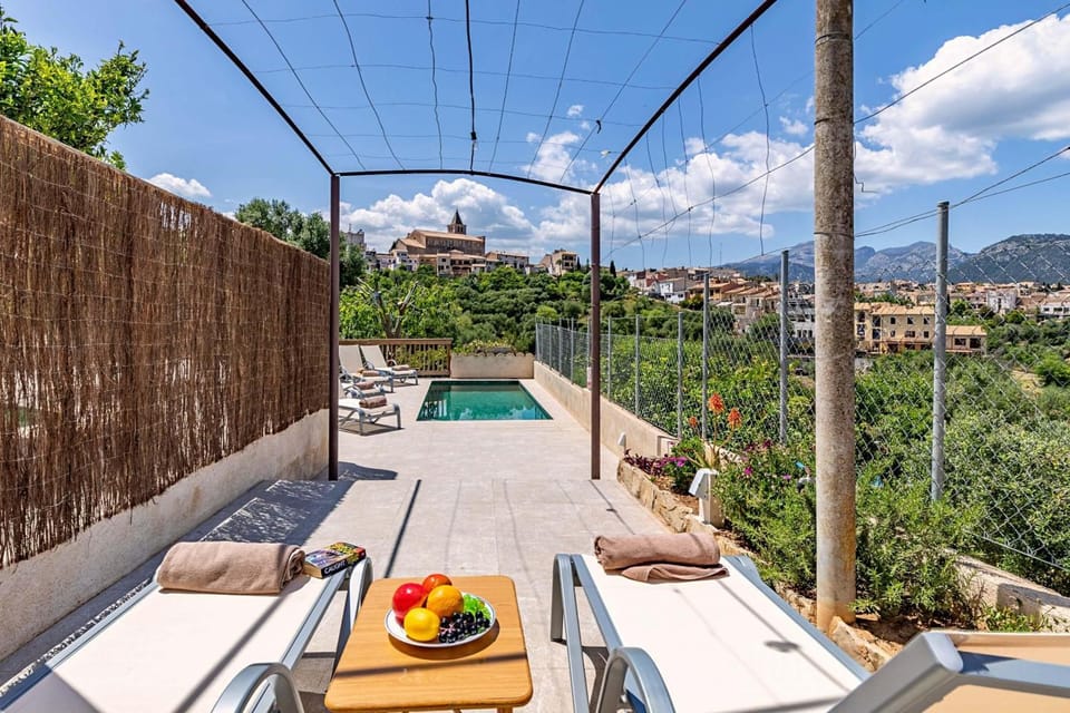 View (from property/room), Other, Mountain view, Pool view