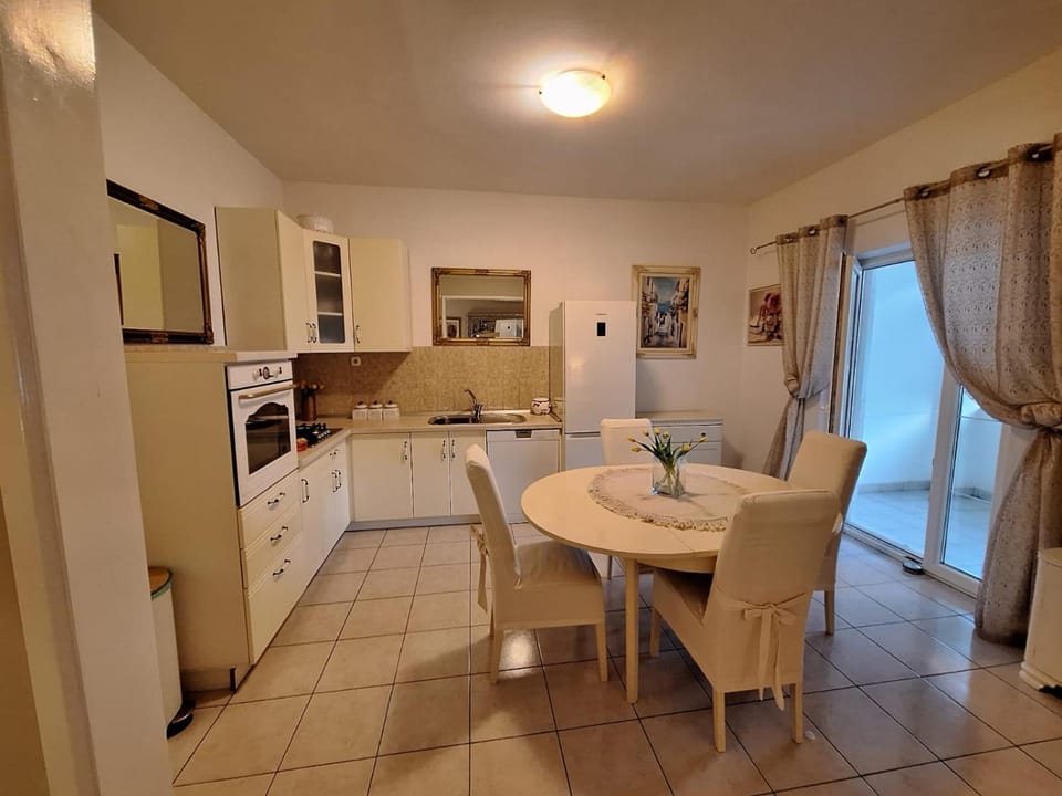 20 meters from the beach Apartment in Split-Dalmatia County