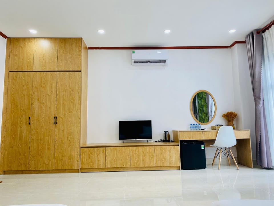 TV and multimedia, Seating area, hair dresser