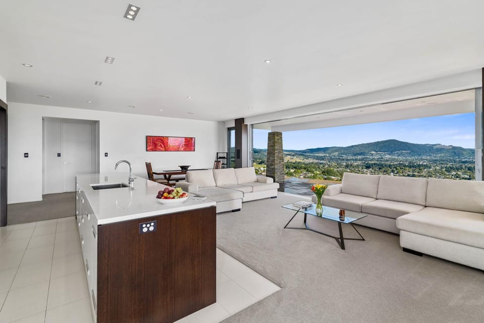 Balcony/Terrace, Living room