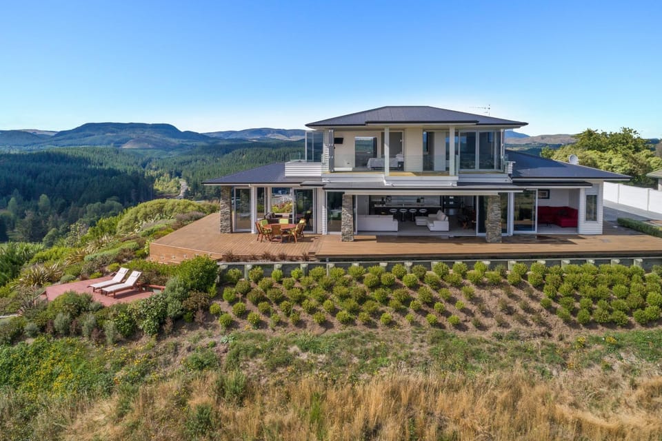 Bird's eye view, Garden view, Mountain view