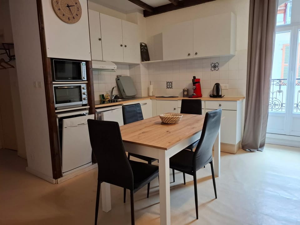 AGREABLE APPARTEMENT Apartment in Nouvelle-Aquitaine